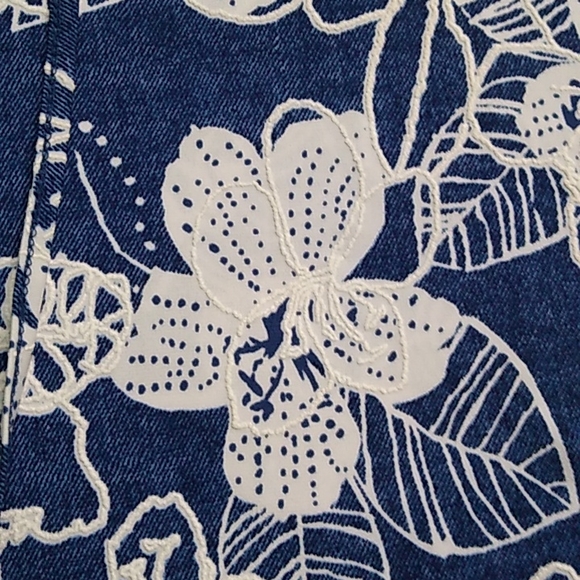 Tank Top - Picture 5 of 6